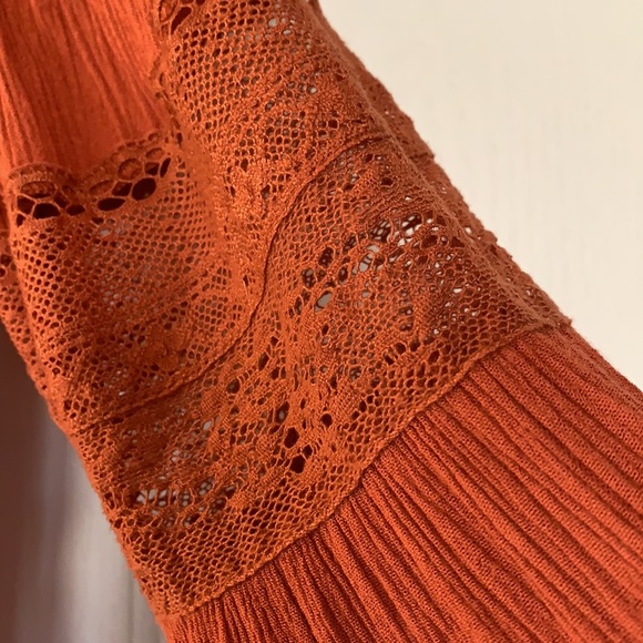 Beautiful AE boho style long sleeve - Picture 5 of 5